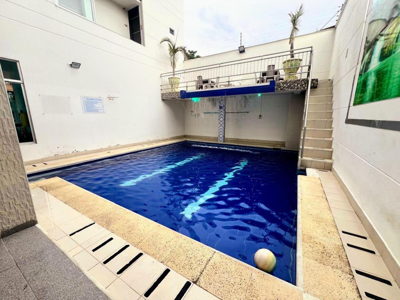 מלגאר Hotel Suite Royal מראה חיצוני תמונה