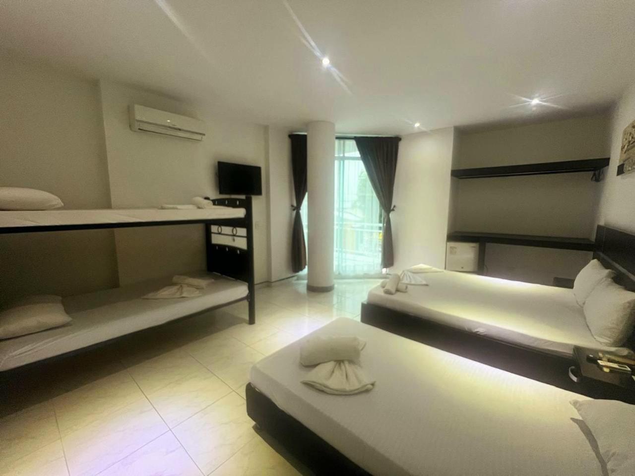 מלגאר Hotel Suite Royal מראה חיצוני תמונה