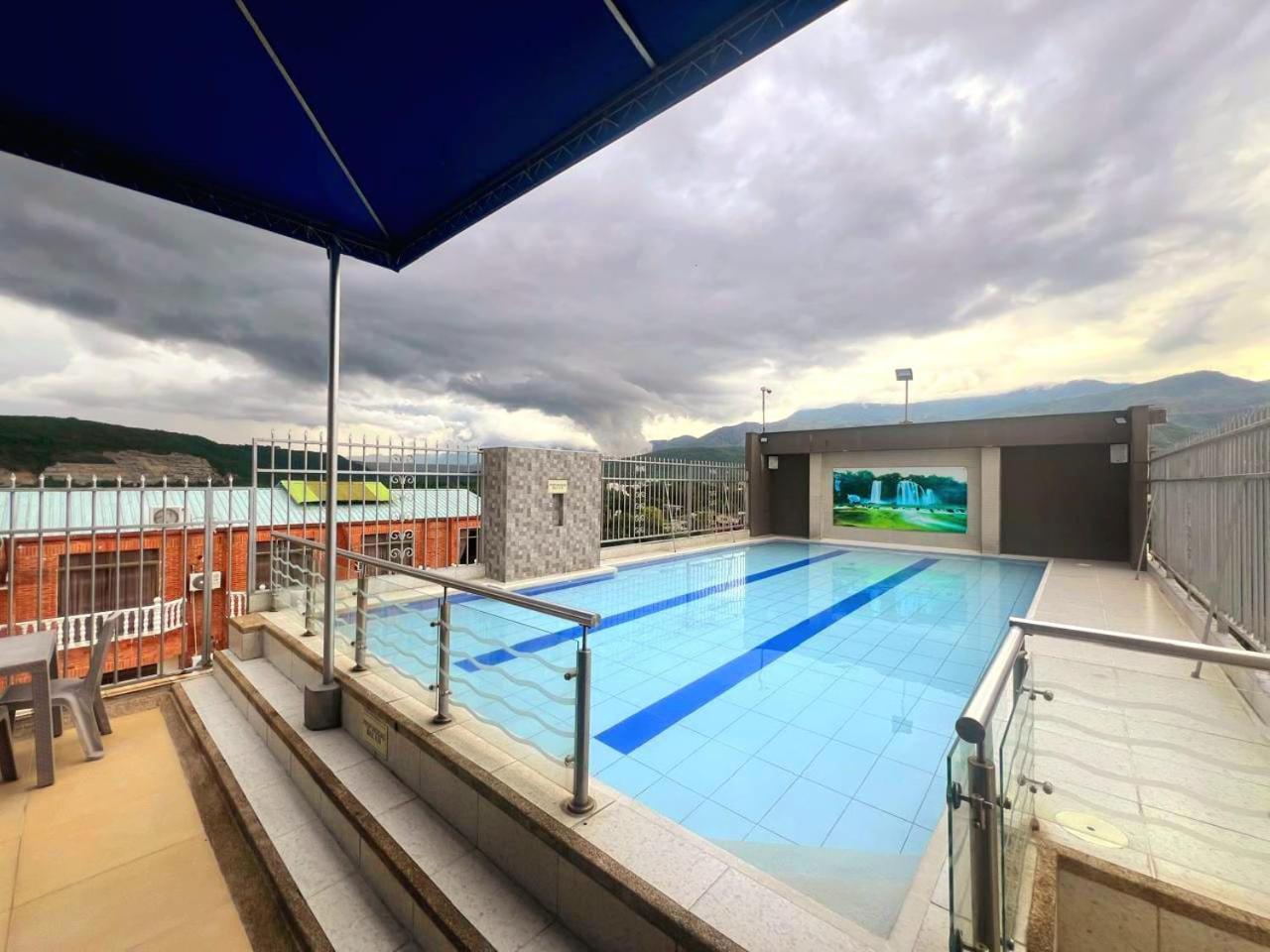 מלגאר Hotel Suite Royal מראה חיצוני תמונה
