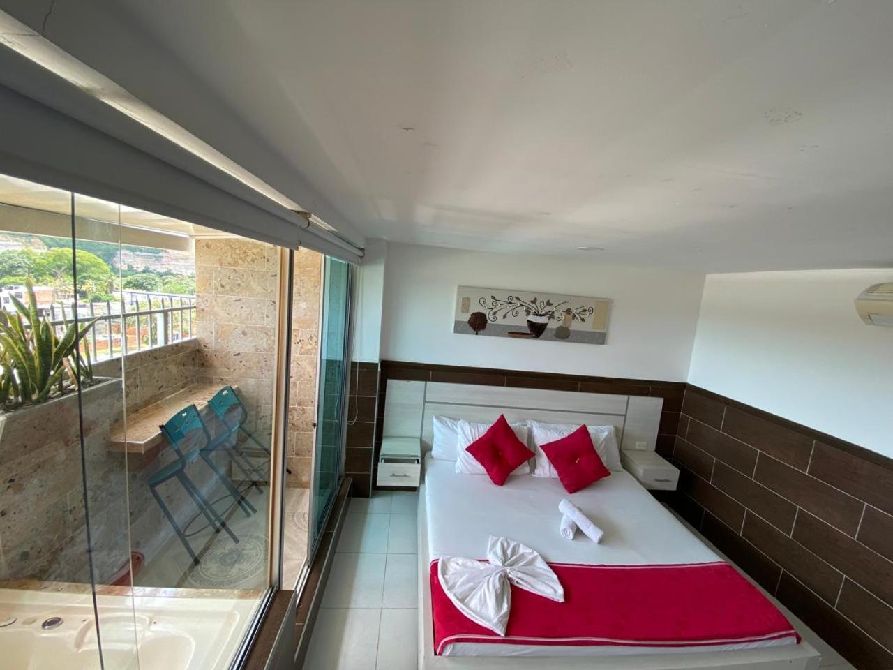 מלגאר Hotel Suite Royal מראה חיצוני תמונה
