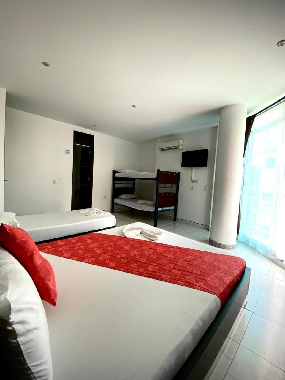 מלגאר Hotel Suite Royal מראה חיצוני תמונה